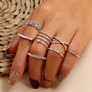 *CATERINA* 7-Pc Simple Silver Fashion Ring Set